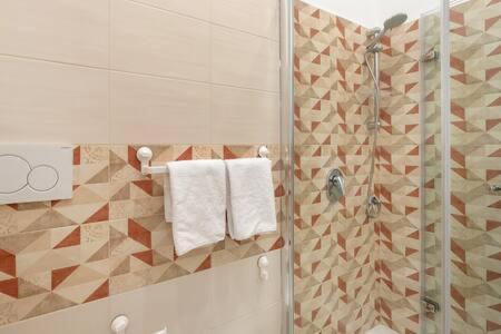Iflat Lovely And Bright 2 Bed Flat Near Termini Рим Экстерьер фото